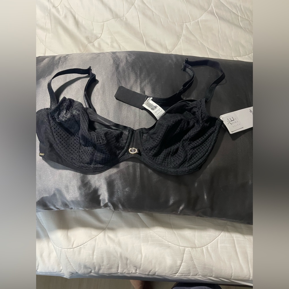 Chantelle Black Lace Intimate nwt 36e
